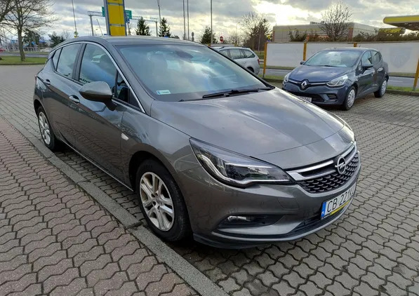 Opel Astra cena 67900 przebieg: 70600, rok produkcji 2019 z Witnica małe 191